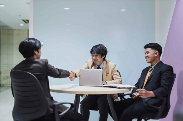 Quelles opportunités d'emploi existent pour les jeunes à Auxerre ?